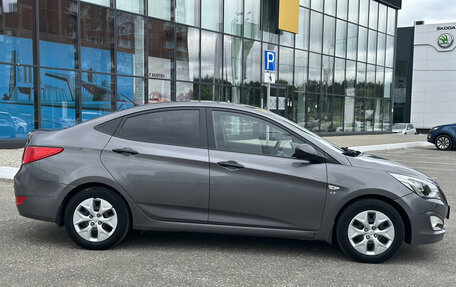 Hyundai Solaris II рестайлинг, 2014 год, 865 000 рублей, 5 фотография