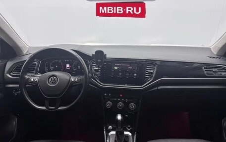 Volkswagen T-Roc I, 2021 год, 1 750 000 рублей, 17 фотография