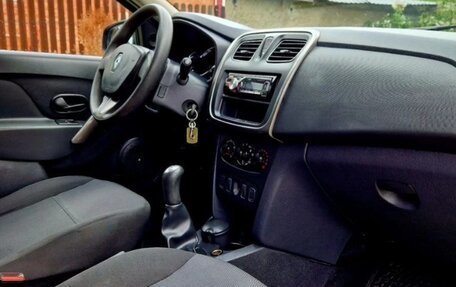 Renault Logan II, 2014 год, 599 000 рублей, 9 фотография