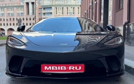 McLaren GT, 2022 год, 20 990 000 рублей, 3 фотография