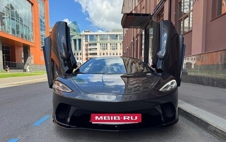 McLaren GT, 2022 год, 20 990 000 рублей, 26 фотография