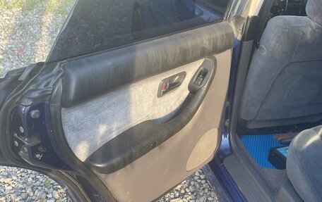 Subaru Legacy III, 2001 год, 550 000 рублей, 8 фотография