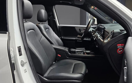 Mercedes-Benz GLB, 2021 год, 2 512 000 рублей, 6 фотография