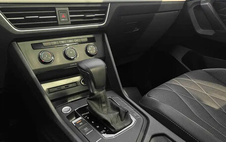 Volkswagen Tiguan II, 2022 год, 2 354 139 рублей, 13 фотография