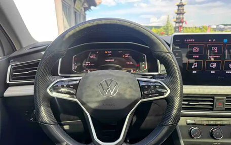 Volkswagen Tiguan II, 2022 год, 2 354 139 рублей, 15 фотография