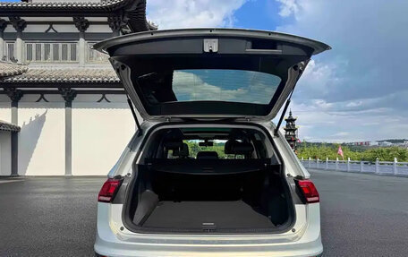 Volkswagen Tiguan II, 2022 год, 2 354 139 рублей, 19 фотография