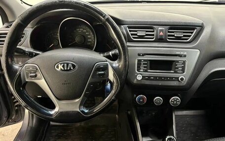 KIA Rio III рестайлинг, 2016 год, 857 000 рублей, 9 фотография