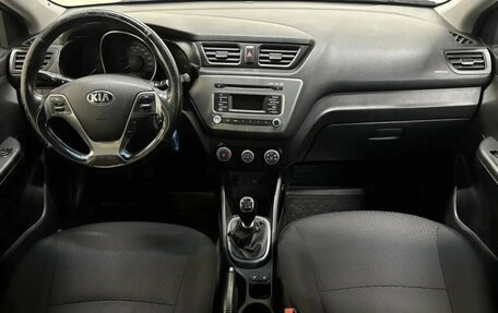 KIA Rio III рестайлинг, 2016 год, 857 000 рублей, 7 фотография