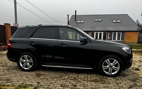 Mercedes-Benz M-Класс, 2013 год, 2 350 000 рублей, 2 фотография