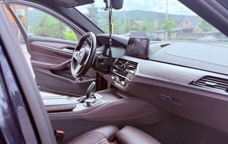 BMW 5 серия, 2019 год, 5 600 000 рублей, 13 фотография