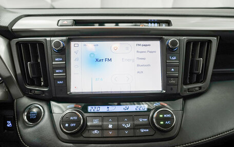 Toyota RAV4, 2018 год, 2 696 000 рублей, 18 фотография