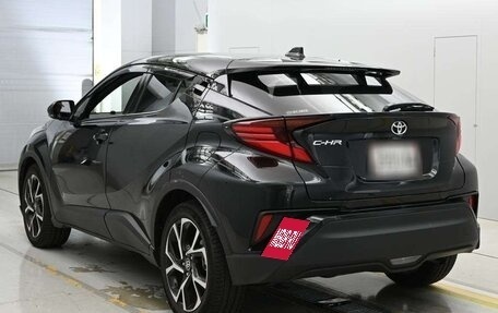 Toyota C-HR I рестайлинг, 2022 год, 2 000 030 рублей, 6 фотография