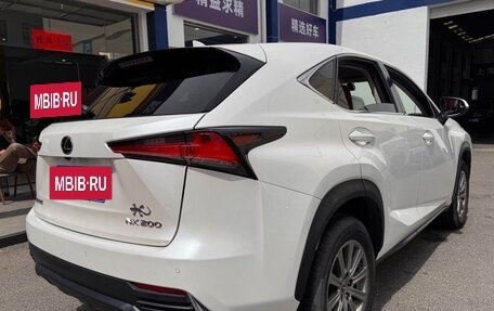 Lexus NX I, 2021 год, 2 920 000 рублей, 6 фотография
