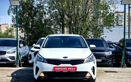 KIA Rio IV, 2020 год, 1 319 000 рублей, 2 фотография