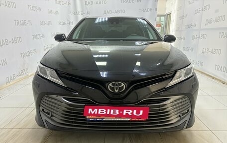 Toyota Camry, 2018 год, 2 480 000 рублей, 2 фотография