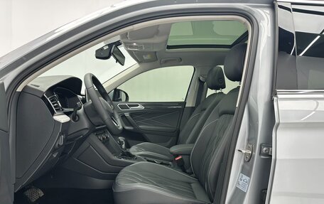 Volkswagen Tiguan II, 2023 год, 1 900 000 рублей, 10 фотография
