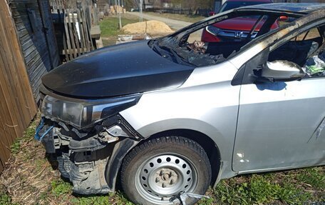 Toyota Corolla, 2015 год, 300 000 рублей, 2 фотография