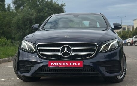 Mercedes-Benz E-Класс, 2019 год, 4 200 000 рублей, 1 фотография