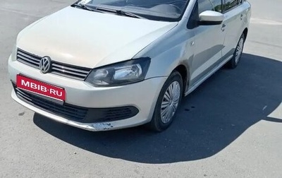 Volkswagen Polo VI (EU Market), 2012 год, 450 000 рублей, 1 фотография
