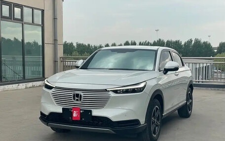 Honda Vezel, 2023 год, 1 749 000 рублей, 1 фотография