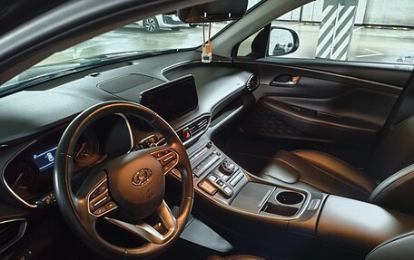 Hyundai Santa Fe IV, 2022 год, 3 900 000 рублей, 5 фотография