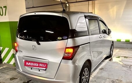 Honda Freed I, 2010 год, 930 000 рублей, 8 фотография