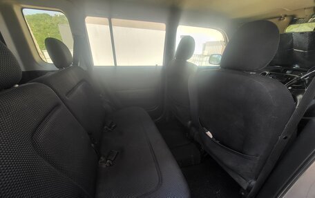 Toyota bB I рестайлинг, 2003 год, 400 000 рублей, 13 фотография