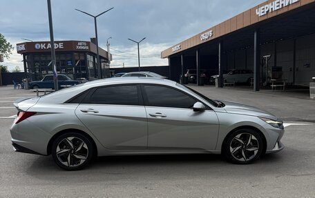 Hyundai Elantra, 2021 год, 2 100 000 рублей, 5 фотография