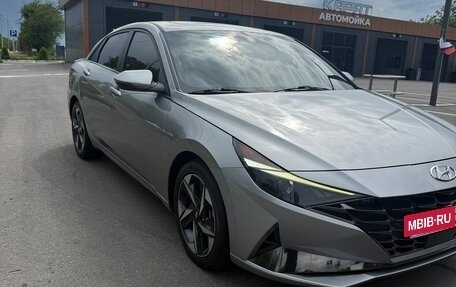 Hyundai Elantra, 2021 год, 2 100 000 рублей, 4 фотография