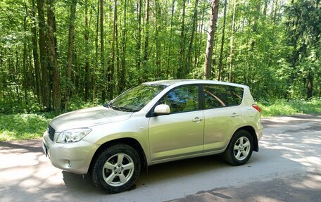 Toyota RAV4, 2006 год, 1 420 000 рублей, 5 фотография