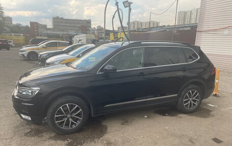 Volkswagen Tiguan II, 2019 год, 3 000 000 рублей, 4 фотография
