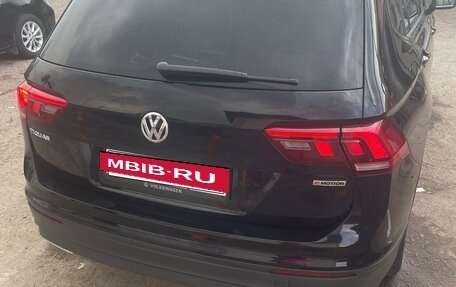 Volkswagen Tiguan II, 2019 год, 3 000 000 рублей, 3 фотография