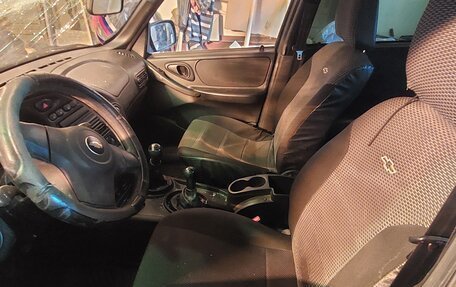 Chevrolet Niva I рестайлинг, 2014 год, 260 000 рублей, 14 фотография
