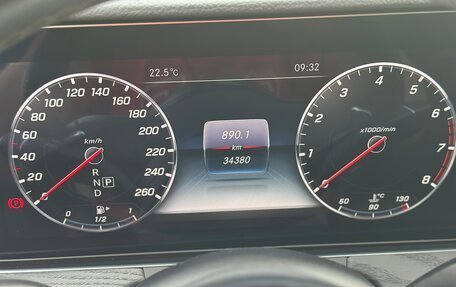 Mercedes-Benz E-Класс, 2019 год, 4 200 000 рублей, 6 фотография