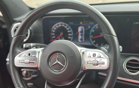 Mercedes-Benz E-Класс, 2019 год, 4 200 000 рублей, 8 фотография