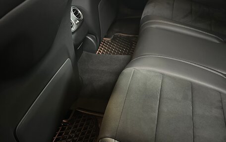 Mercedes-Benz E-Класс, 2019 год, 4 200 000 рублей, 19 фотография