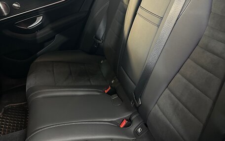 Mercedes-Benz E-Класс, 2019 год, 4 200 000 рублей, 20 фотография