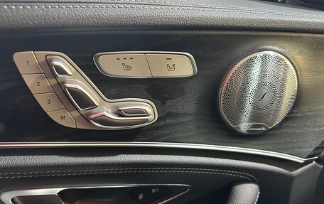 Mercedes-Benz E-Класс, 2019 год, 4 200 000 рублей, 15 фотография