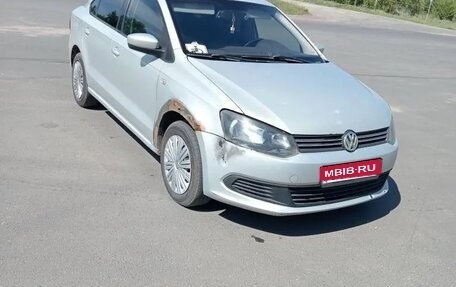 Volkswagen Polo VI (EU Market), 2012 год, 450 000 рублей, 4 фотография