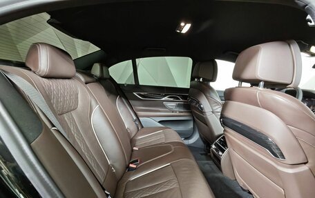 BMW 7 серия, 2020 год, 6 350 000 рублей, 14 фотография