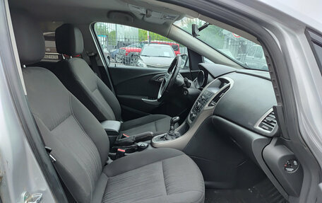 Opel Astra J, 2012 год, 675 000 рублей, 13 фотография