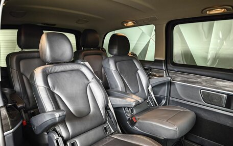 Mercedes-Benz V-Класс, 2020 год, 7 850 000 рублей, 17 фотография