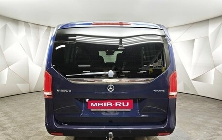 Mercedes-Benz V-Класс, 2020 год, 7 850 000 рублей, 8 фотография