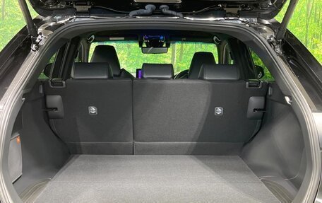 Toyota Harrier, 2025 год, 3 750 000 рублей, 36 фотография