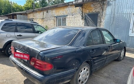 Mercedes-Benz E-Класс, 1996 год, 230 000 рублей, 8 фотография