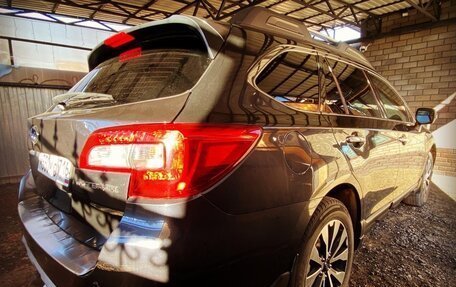 Subaru Outback IV рестайлинг, 2017 год, 2 749 000 рублей, 3 фотография