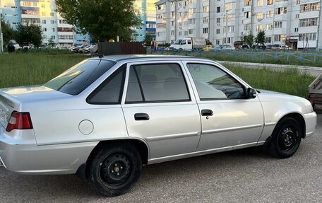 Daewoo Nexia I рестайлинг, 2012 год, 300 000 рублей, 5 фотография