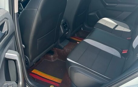 Volkswagen T-Roc I, 2022 год, 1 450 000 рублей, 5 фотография
