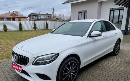 Mercedes-Benz C-Класс, 2019 год, 3 100 000 рублей, 1 фотография