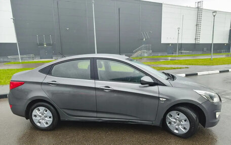 Hyundai Solaris II рестайлинг, 2014 год, 910 000 рублей, 3 фотография